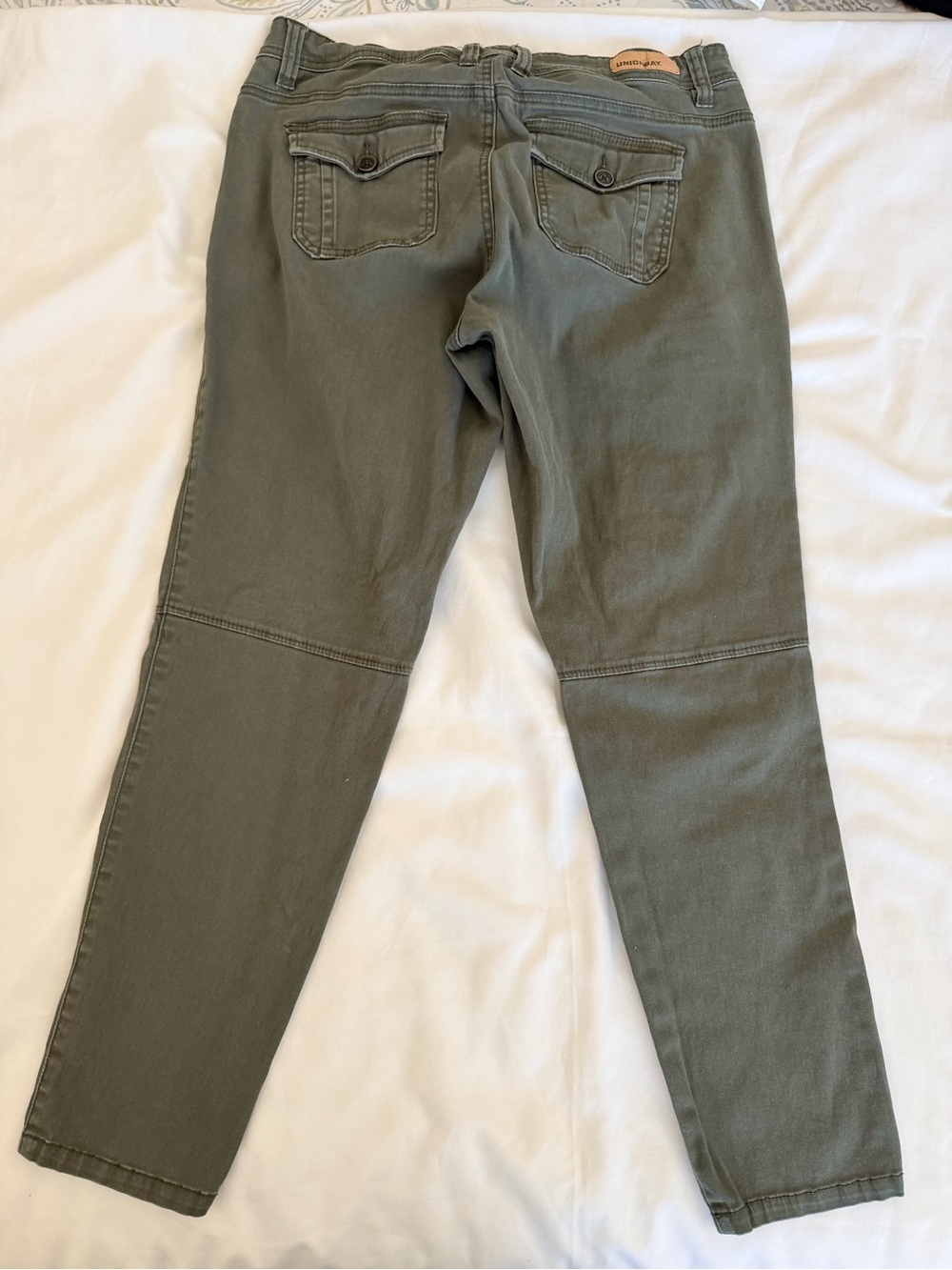 Unionbay Olive Cargo Jogger Pants - Picture 3 of 3
